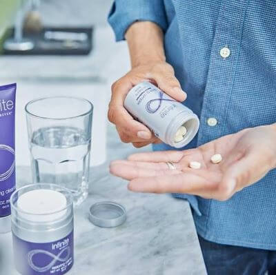 محتویات و نحوه مصرف مکمل کلاژن ساز و سفت کننده پوست فوراور